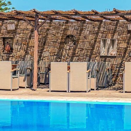 Amfitrion Hotel Vári Zewnętrze zdjęcie