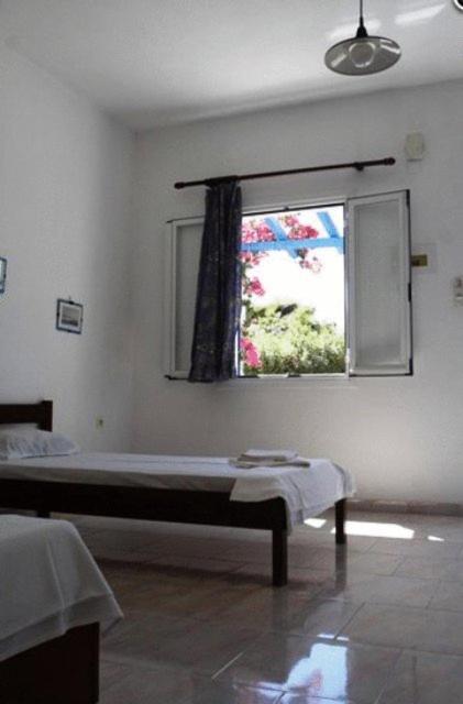 Amfitrion Hotel Vári Pokój zdjęcie
