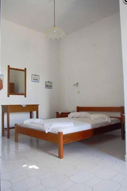Amfitrion Hotel Vári Pokój zdjęcie