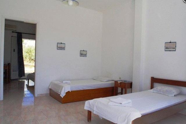 Amfitrion Hotel Vári Pokój zdjęcie